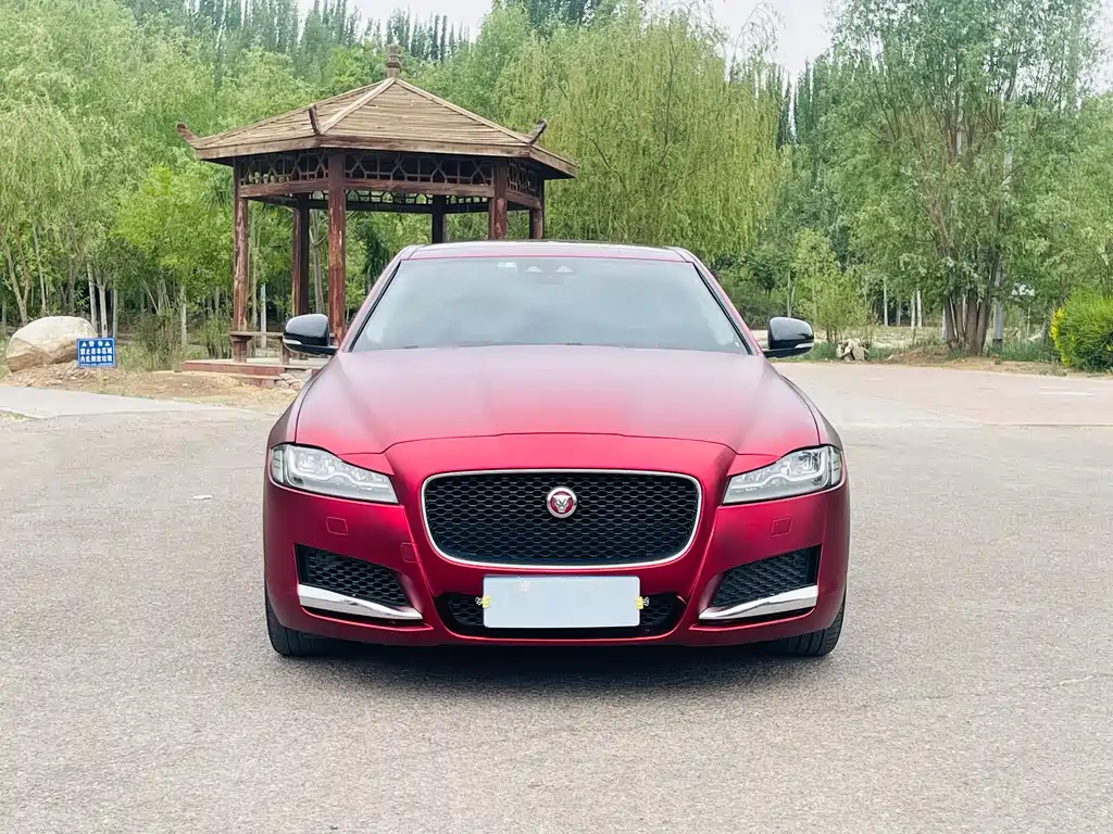 Jaguar XFL XFL 2.0 T 250 PS Premium