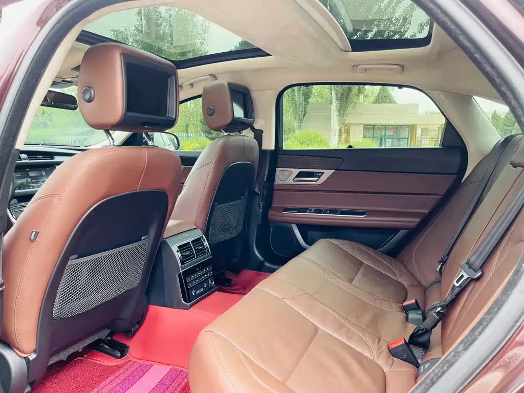 Jaguar XFL XFL 2.0 T 250 PS Premium