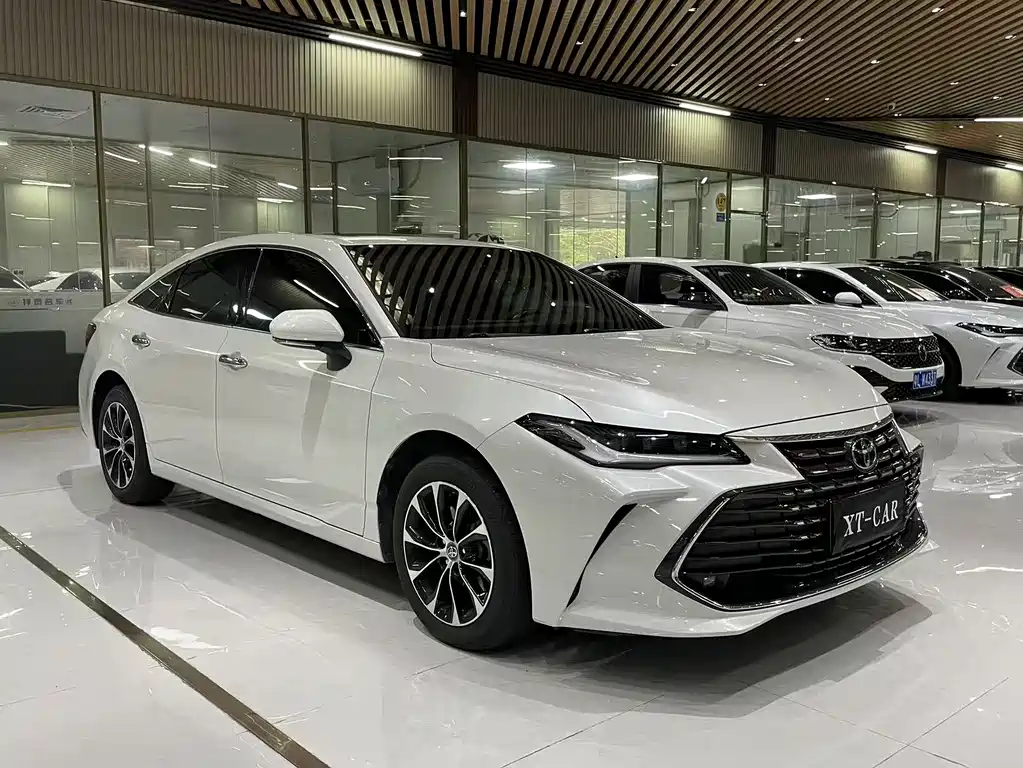Avalon 2.0 L Luxury