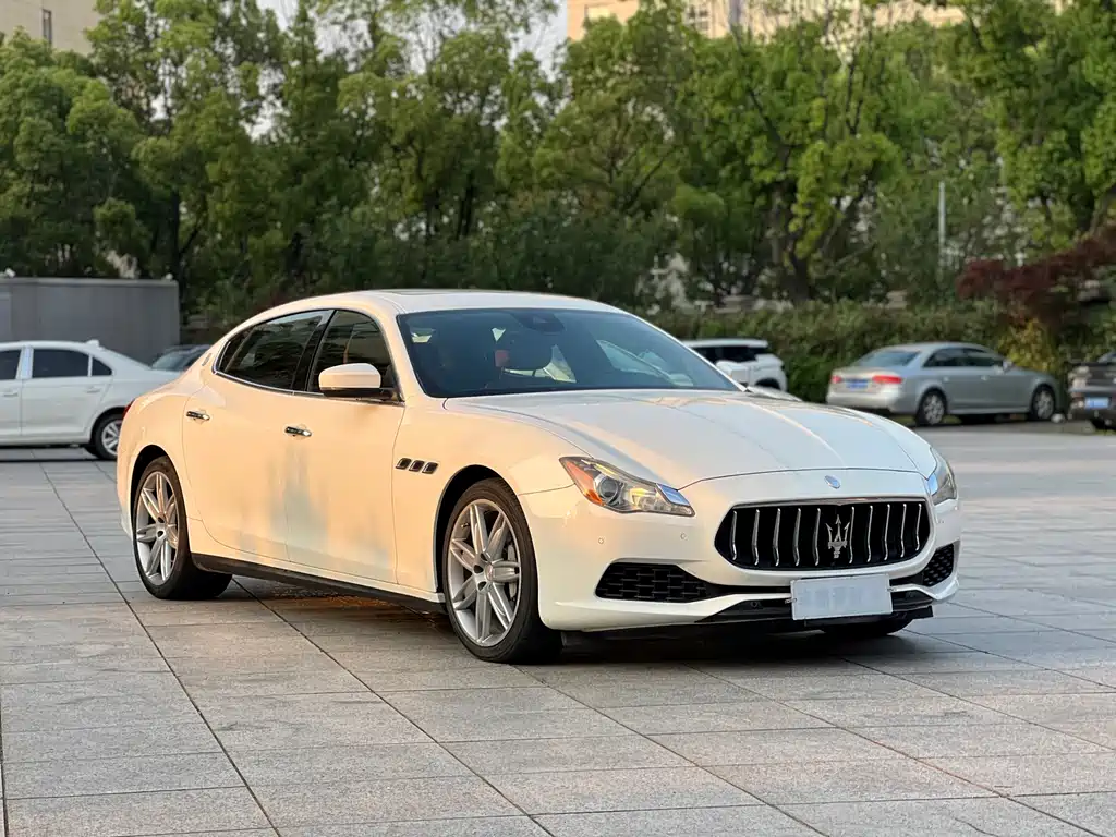 Quattroporte 3.0 T Standard