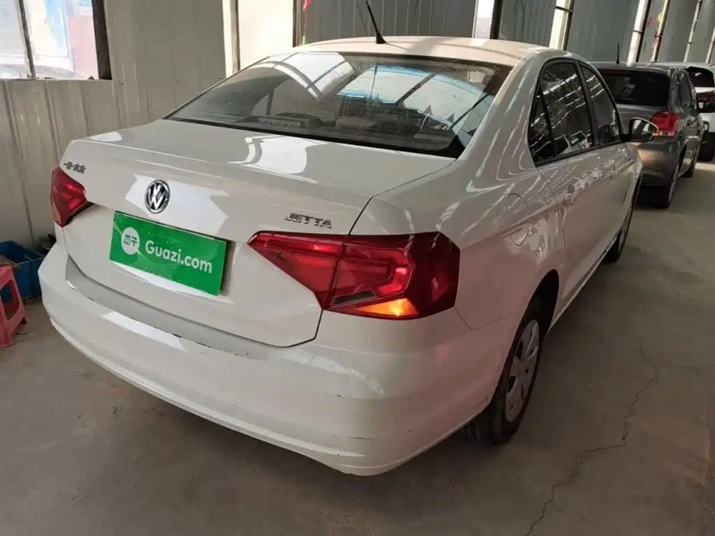 Jetta 1.4 L Manual Fashion