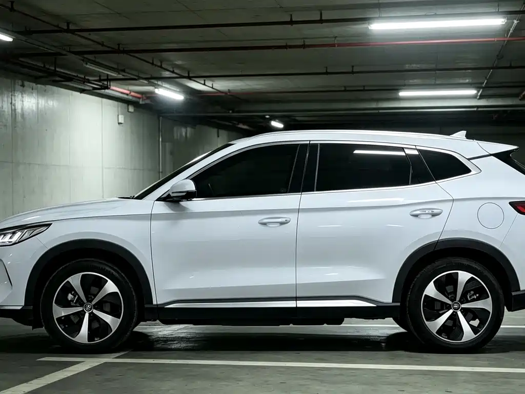 Song PLUS NEV DM-i 110 KM Flagship PLUS