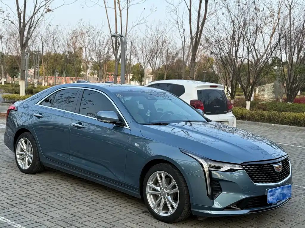 Cadillac CT4 25 T Luxury