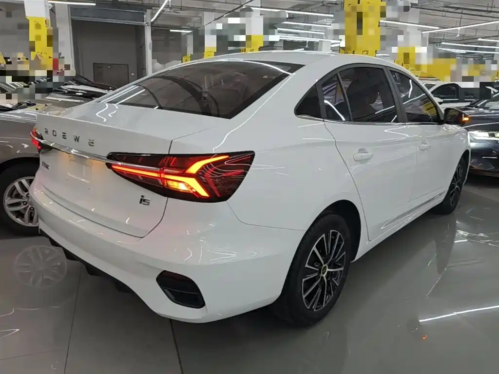 Roewe i5 Facelift 1.5 L CVT Diamond