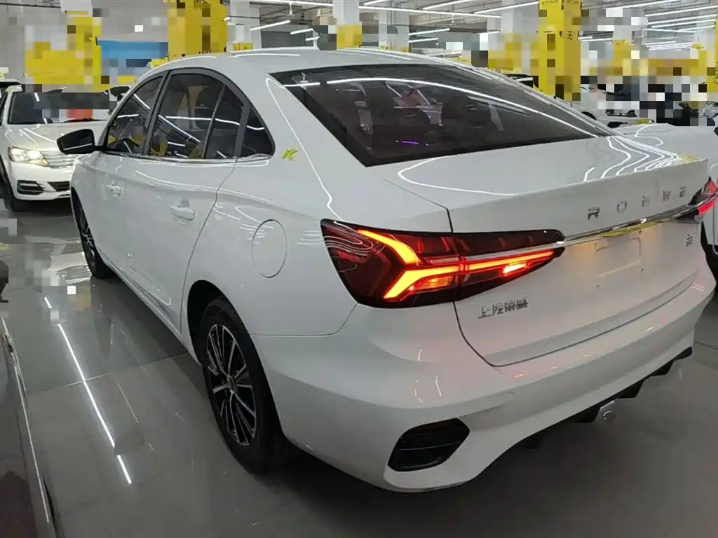 Roewe i5 Facelift 1.5 L CVT Diamond