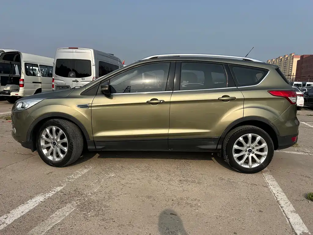Kuga 1.5 L GTDi 2 WD Style