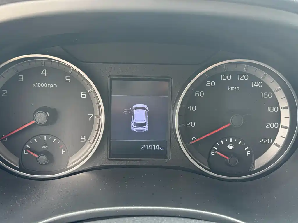 Stonic 1.4 L CVT Sunroof