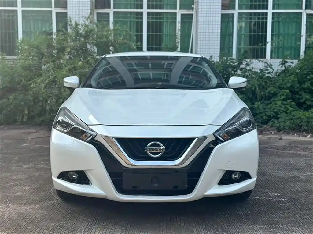 Lannia 1.6 L CVT Cool