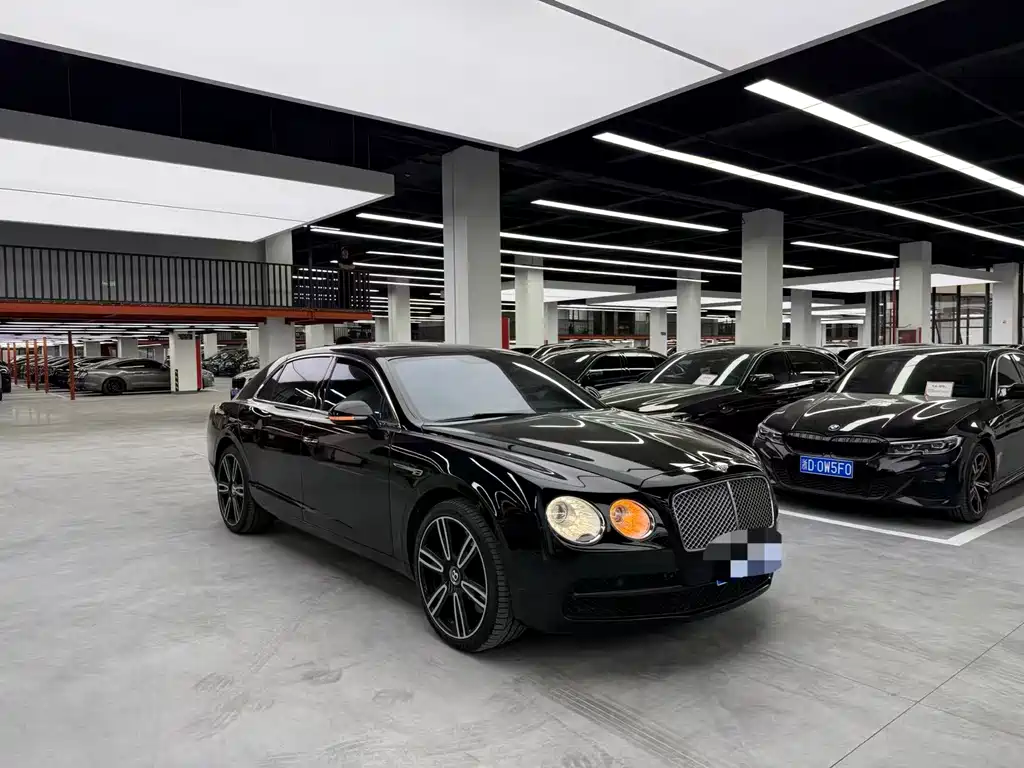 Flying Spur 4.0 T V8 Distinguished