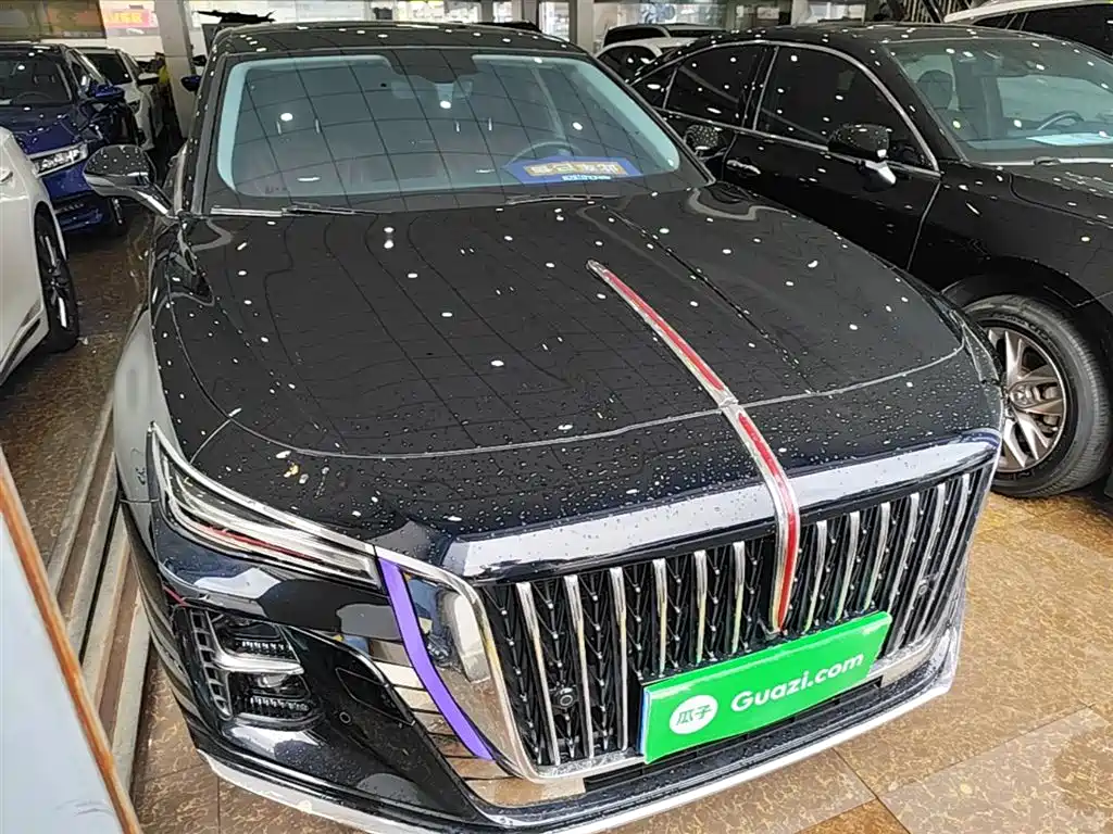 Hongqi H5 1.5 T DCT Connected Flagship Charm