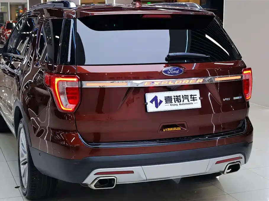 Explorer (Import) 3.5 T Platinum