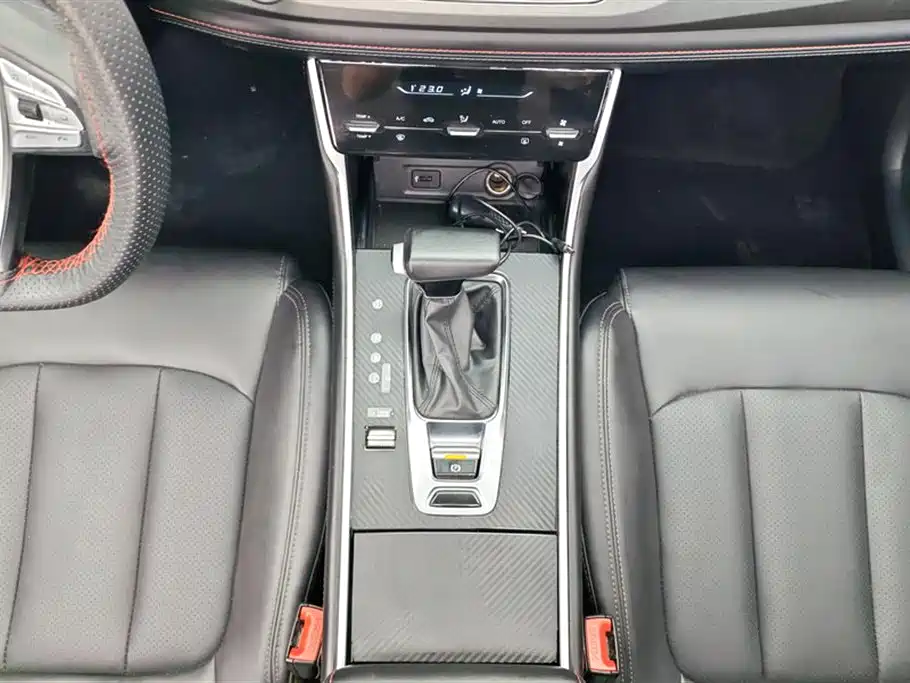 Changan CS75 Glory Million 280 T DCT Luxury