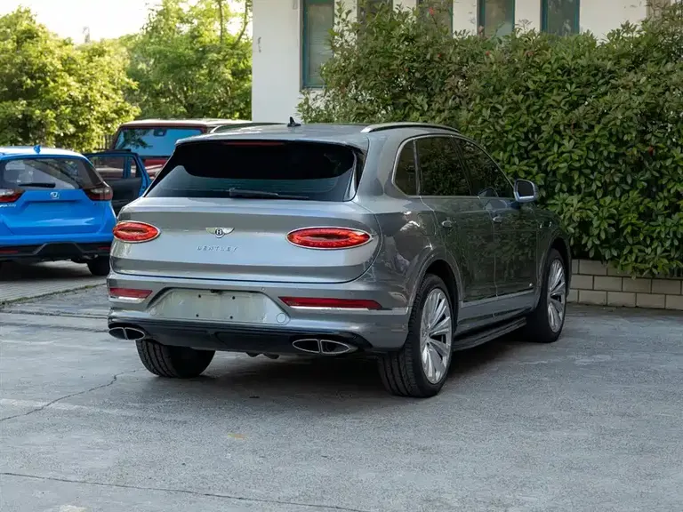 Bentley Bentayga 4.0 T V8