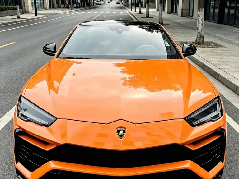 Lamborghini Urus 4.0 T V8