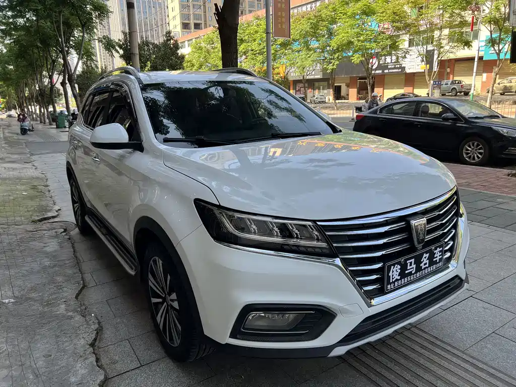 Roewe RX5 20 T 2 WD Auto 4 G Connected Platinum