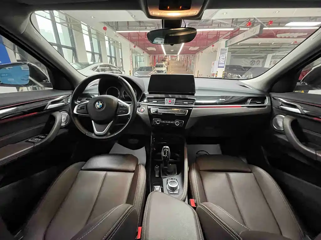 BMW X2 sDrive20 i M Offroad Package