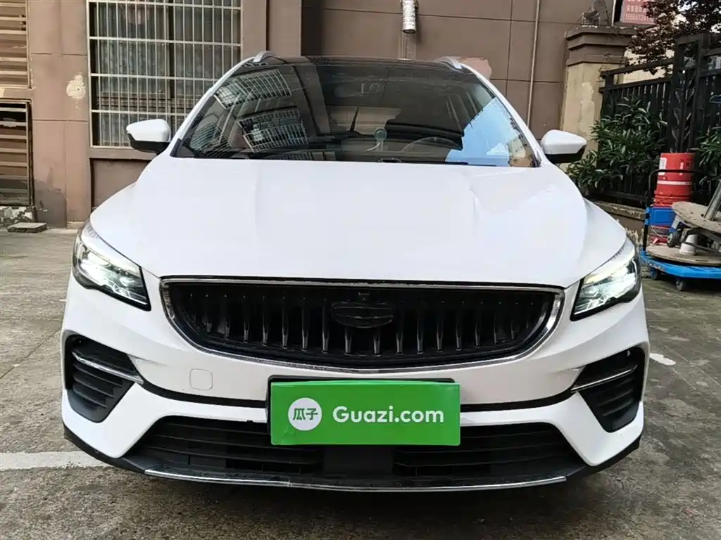 Emgrand S 1.4 T CVT Distinguished