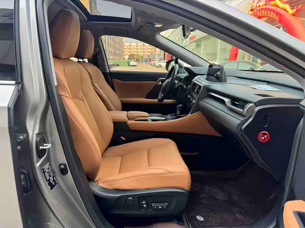 Lexus RX Facelift 300 2 WD Elite