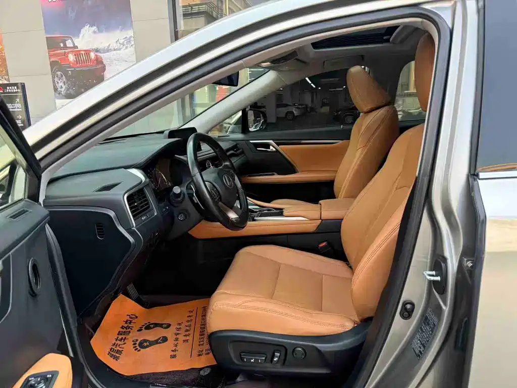 Lexus RX Facelift 300 2 WD Elite