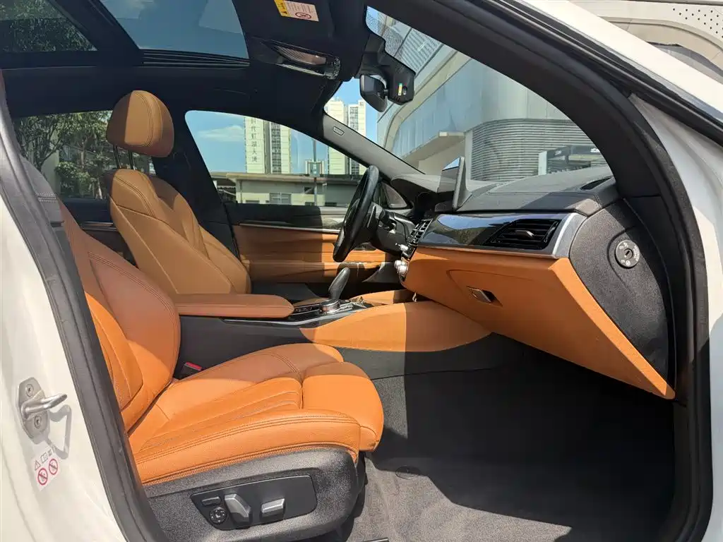 BMW 6 Series GT 630 i M Sport Package
