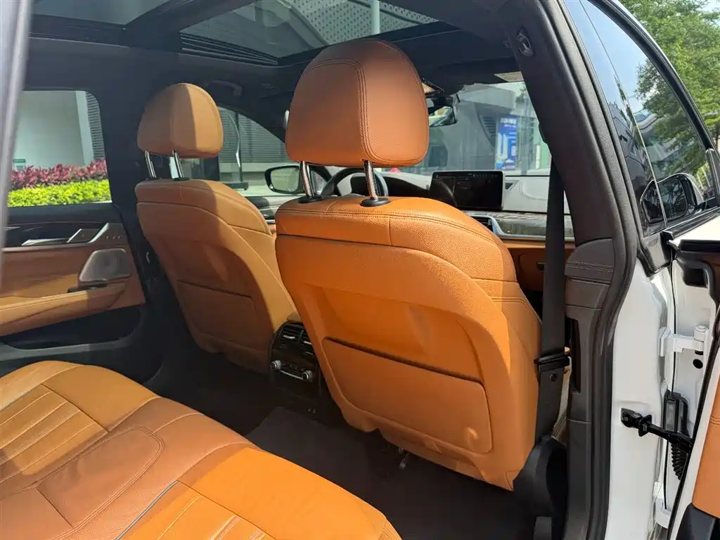 BMW 6 Series GT 630 i M Sport Package