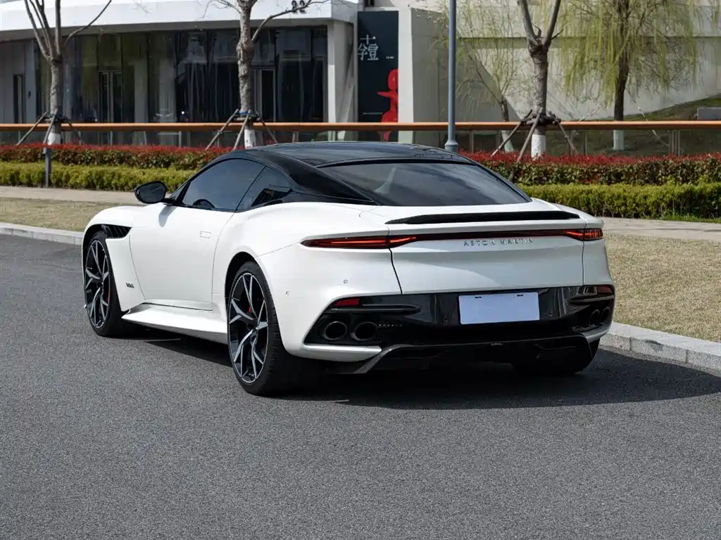 Aston Martin DBS DBS Superleggera V12 Coupe