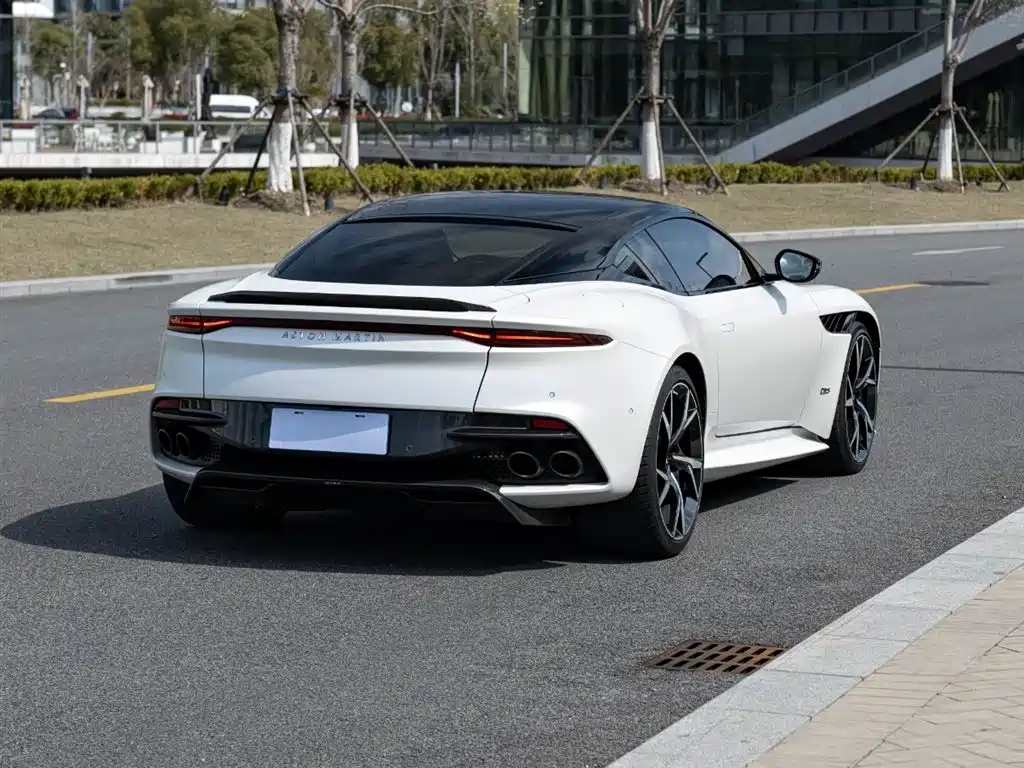 Aston Martin DBS DBS Superleggera V12 Coupe