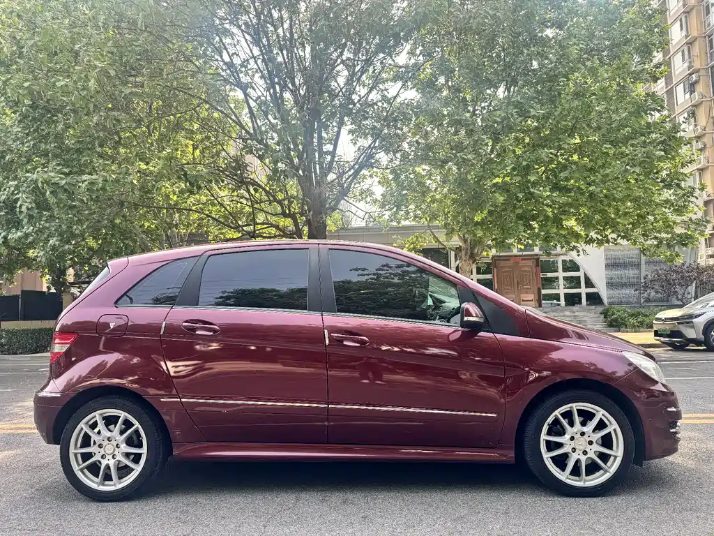 Mercedes-Benz B-Class B 200 Fashion