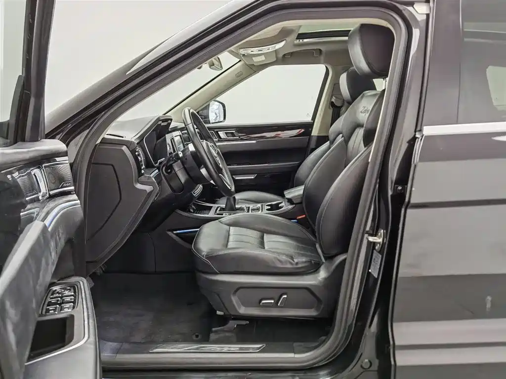 Zotye T700 众泰T700 2017款 1.8 T 手动尊享型