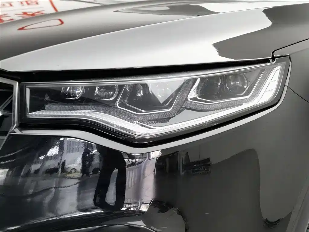 Zotye T700 众泰T700 2017款 1.8 T 手动尊享型