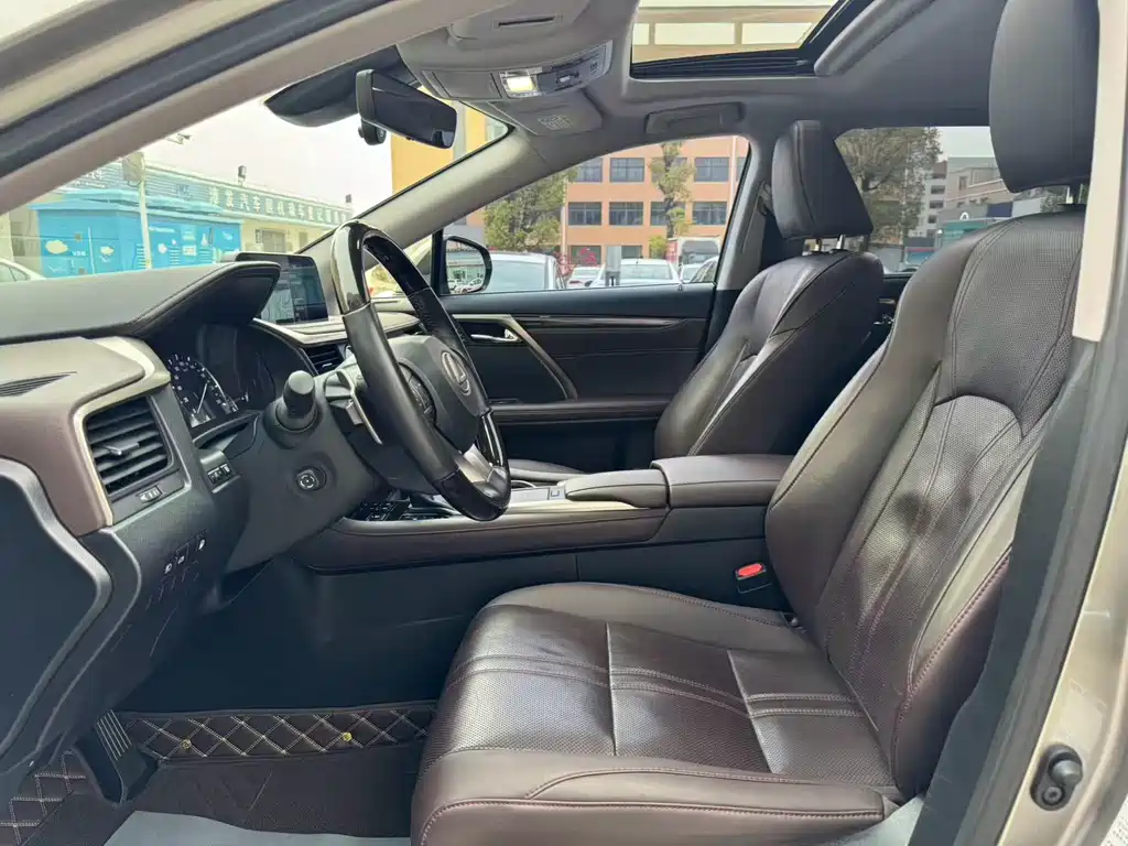 Lexus RX 450 hL 4 WD Luxury 6-seat CN-VI