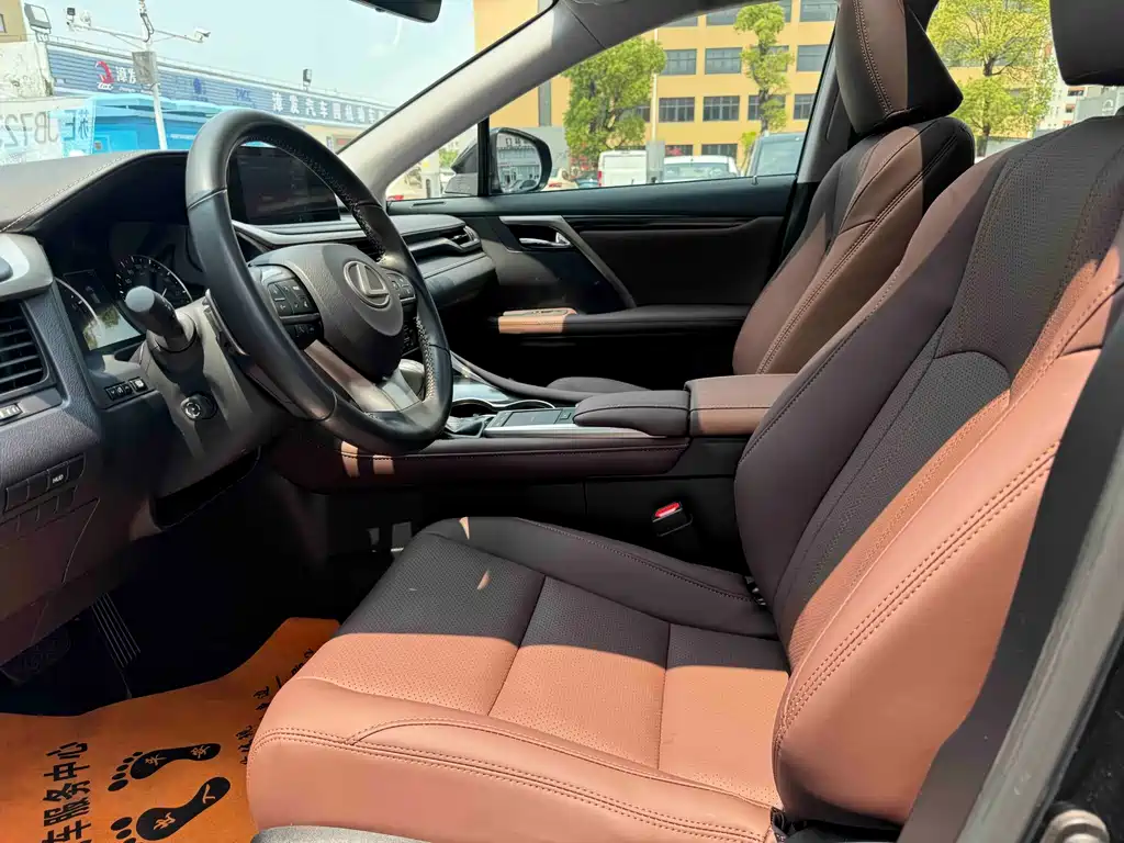 Lexus RX Facelift 300 2 WD Elite