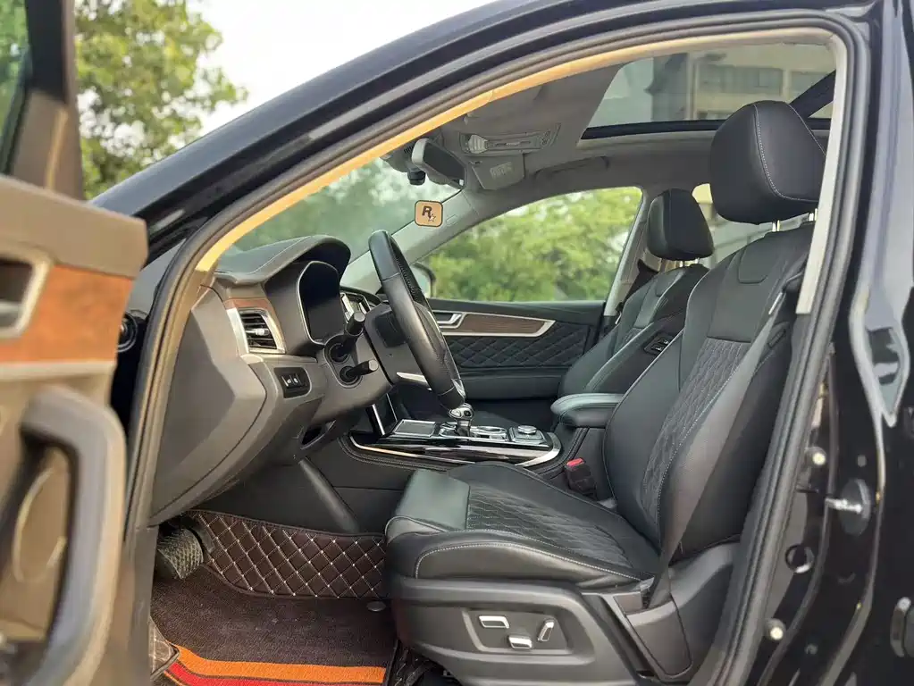 Hongqi HS7 3.0 T Auto 4 WD Connected Flagship Enjoyment