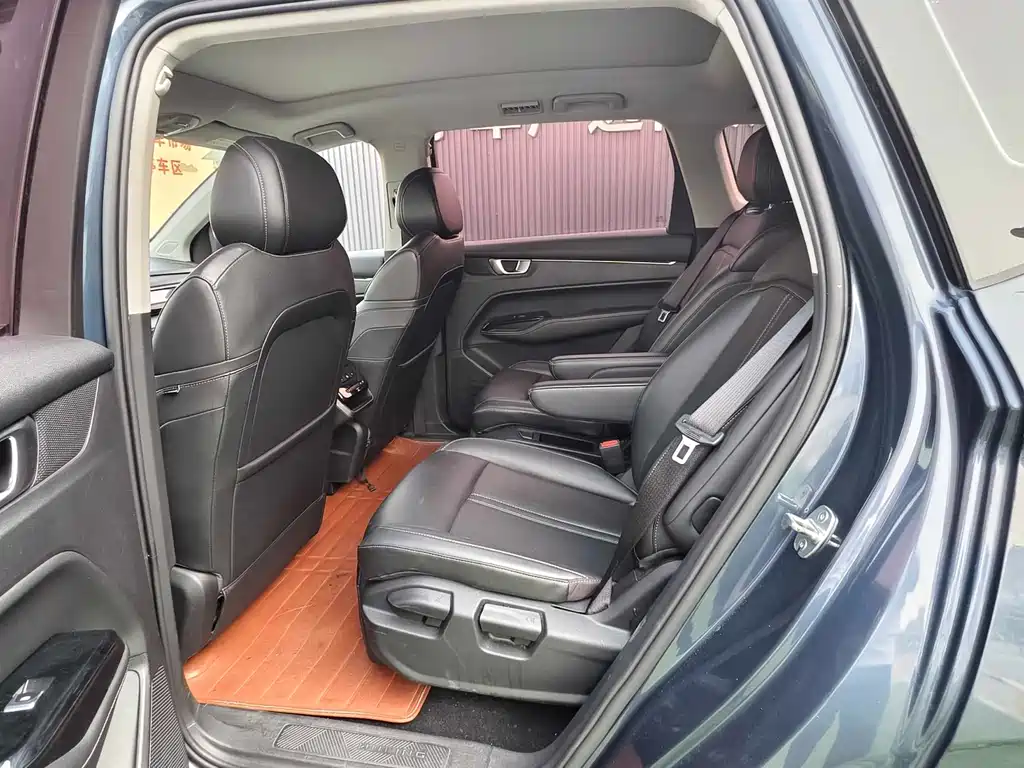 Wuling Victory 1.5 T CVT Flagship