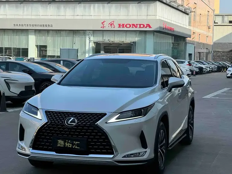 Lexus RX Facelift 300 2 WD Elite