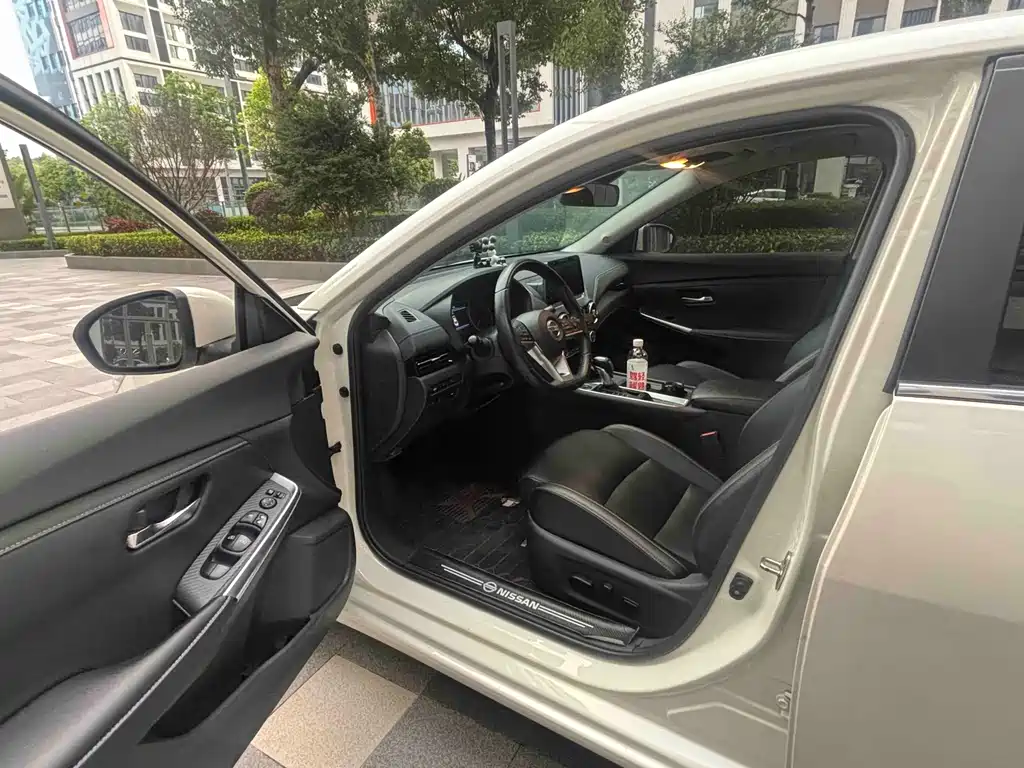 Sylphy 1.6 L XL CVT Joy