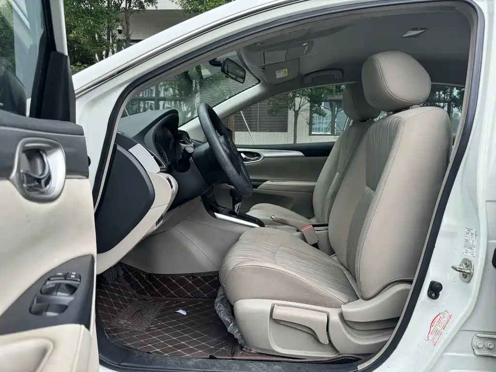 Sylphy 1.6 XE CVT Comfort