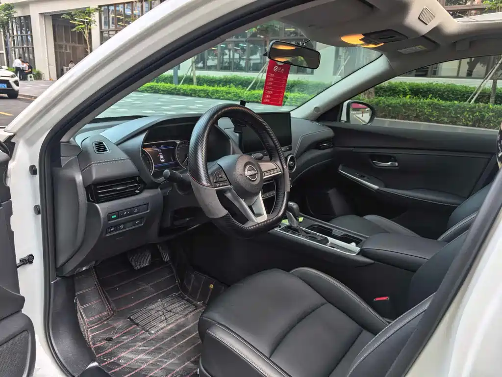 Sylphy 1.6 L CVT Joy