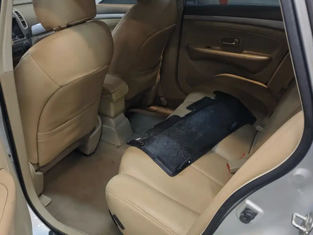 Sylphy Classic 1.6 XE+ CVT Luxury