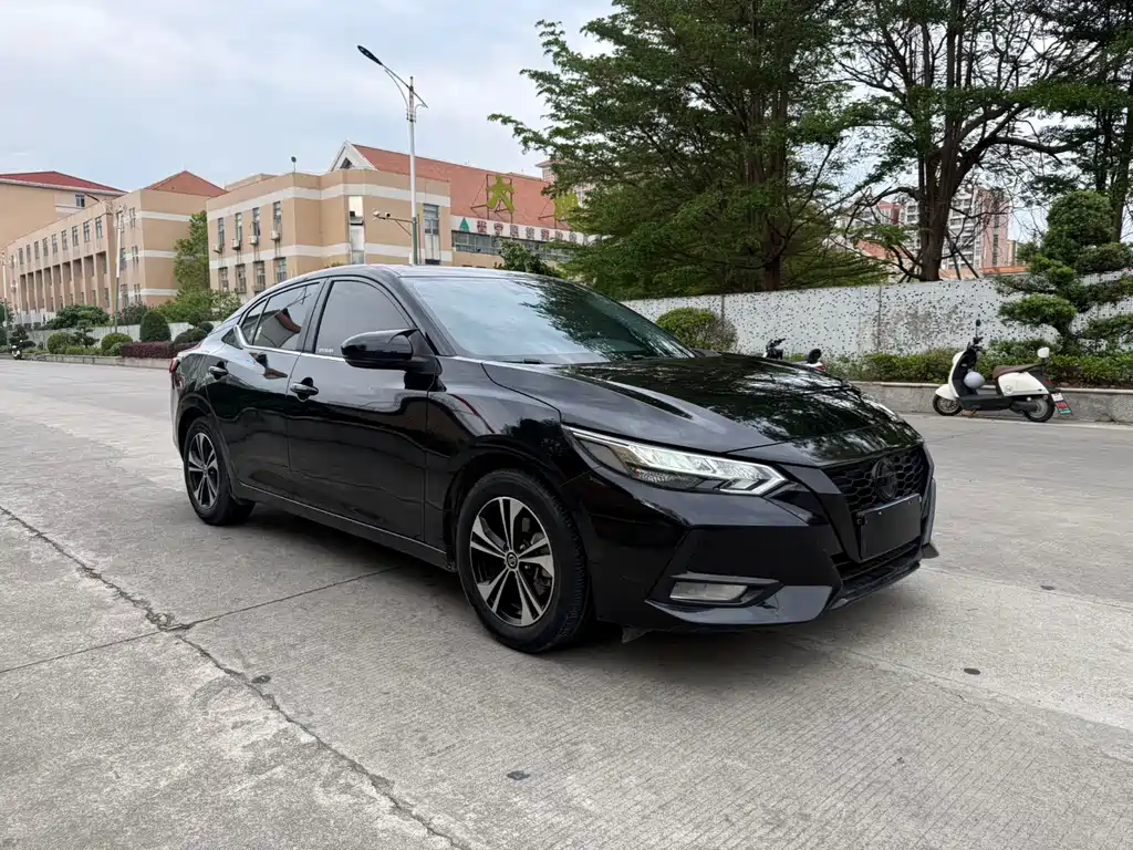 Sylphy 1.6 L XL CVT Joy