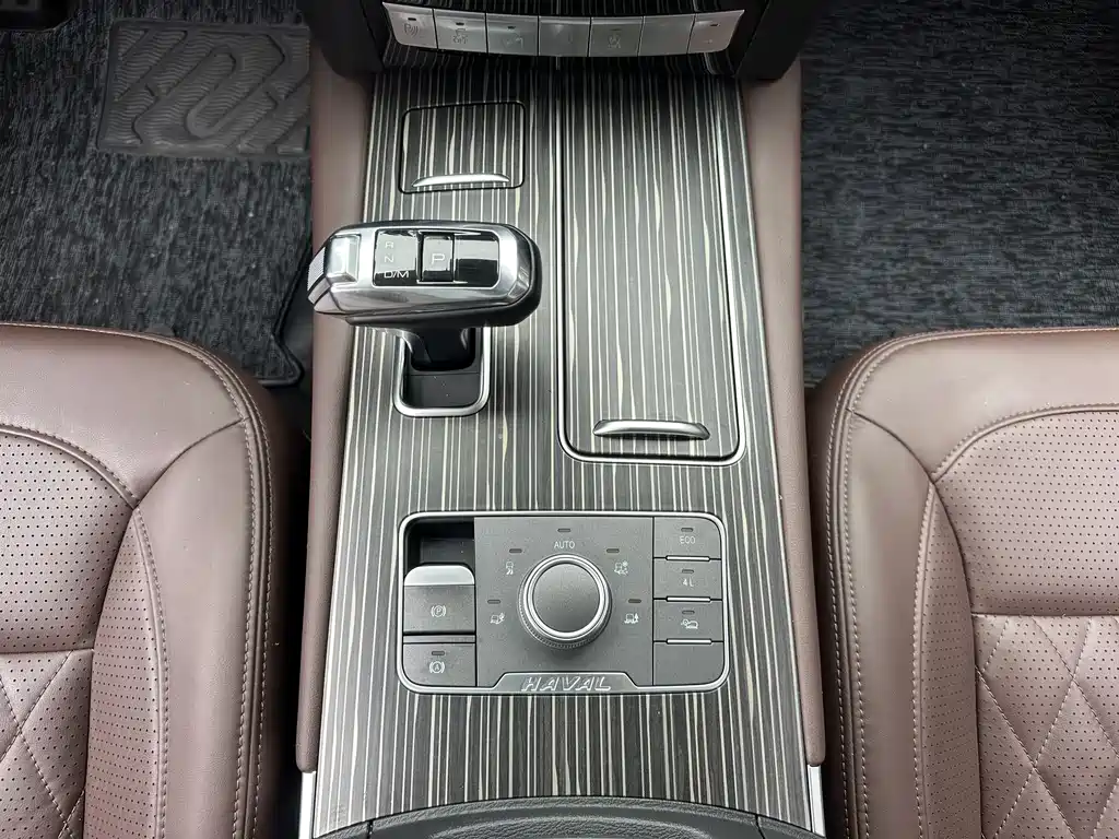 Haval H9 2.0 T Gasoline 4 WD Luxury 7-seat
