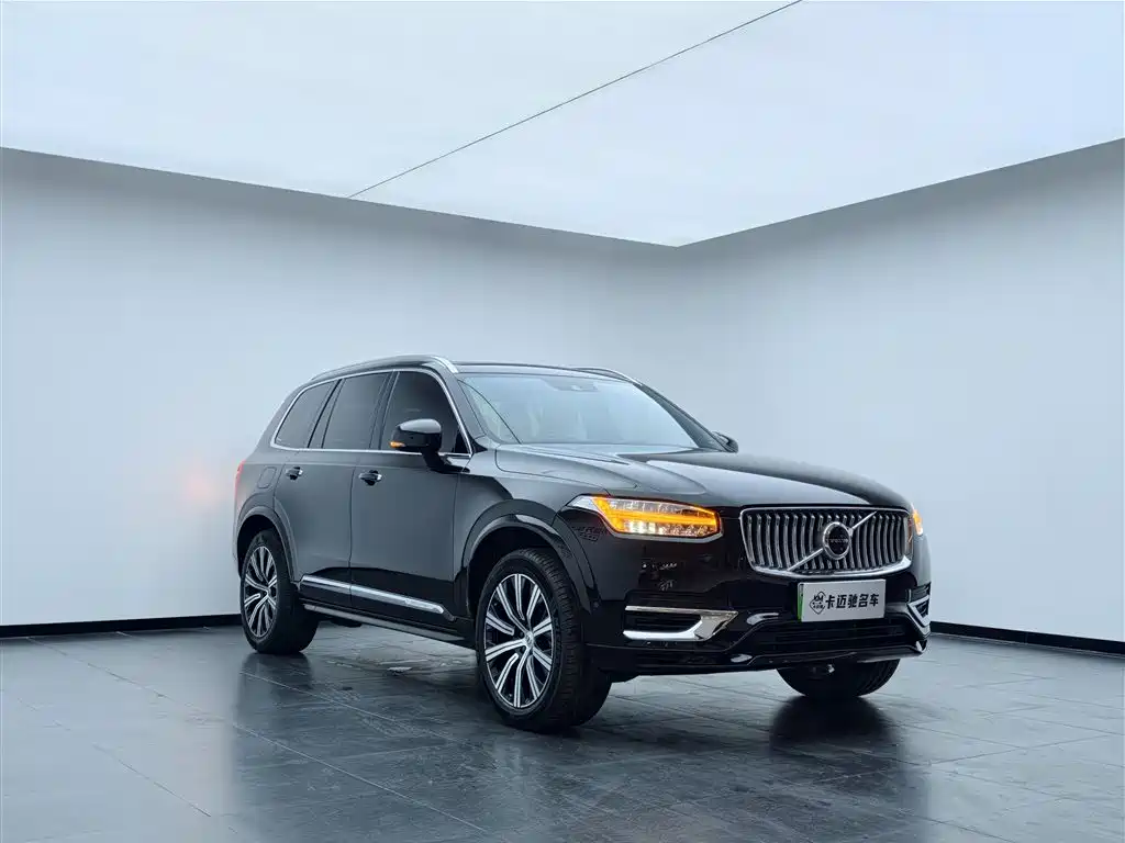 Volvo XC90 PHEV E Drive Hybrid T8 Smart Supreme Luxury 7-seat