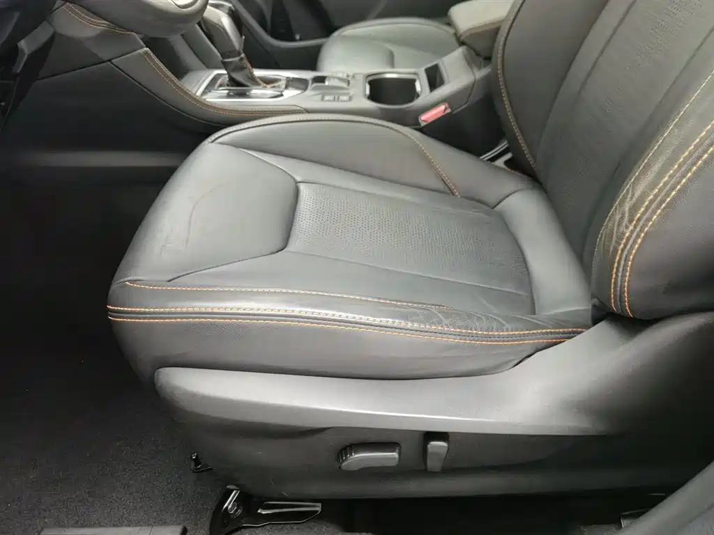 Subaru XV 斯巴鲁XV 2020款 2.0 i 全驱豪华版EyeSight