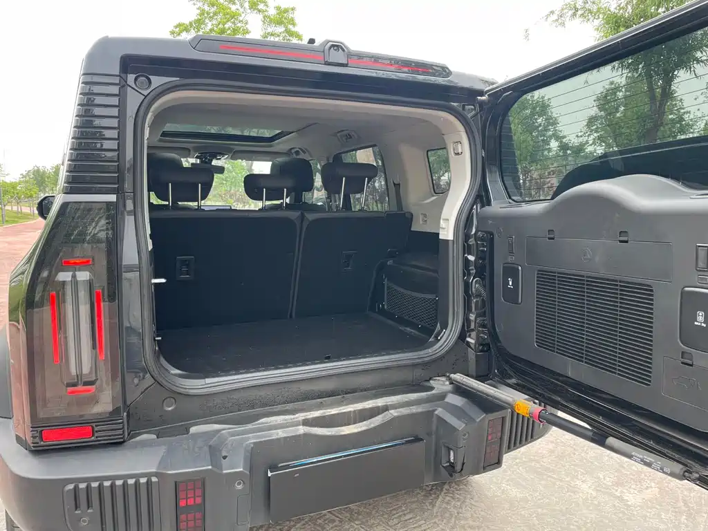 Jetour Traveller 1.5 T 2 WD Discovery PRO