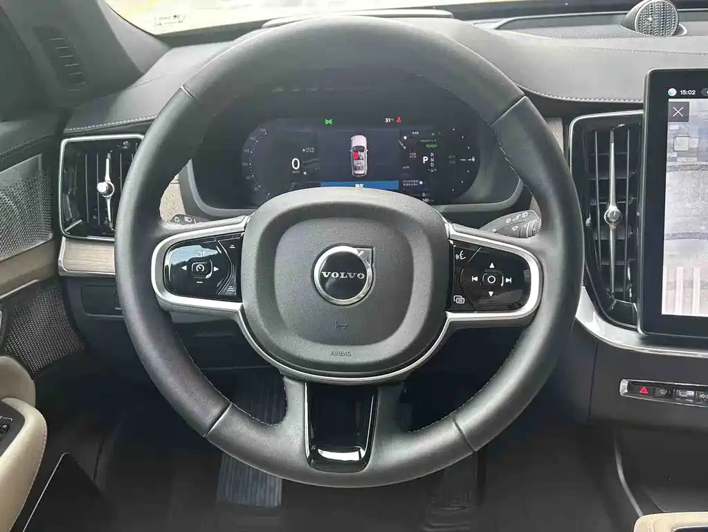 Volvo XC90 PHEV 沃尔沃XC90插电式混动 2026款 T8 智尊豪华版 7座