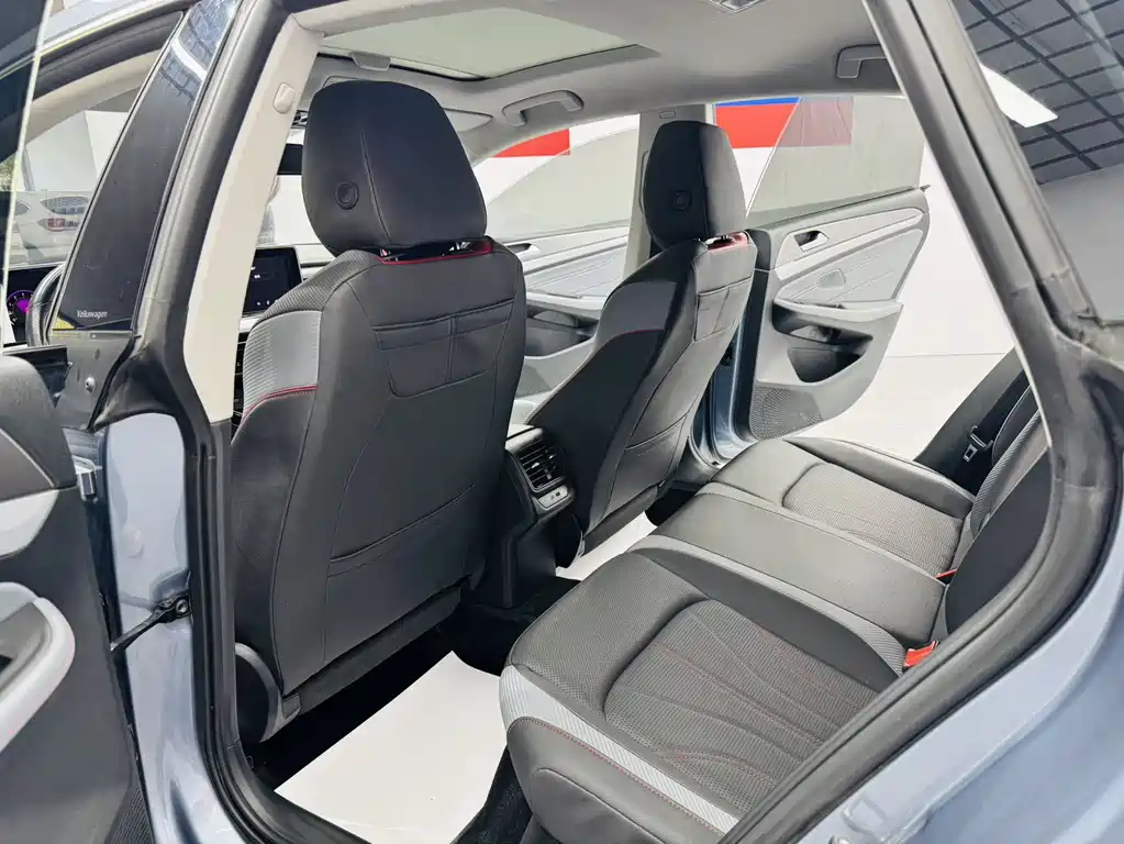 Lamando Lamando L 280 TSI DSG Spicy Cool