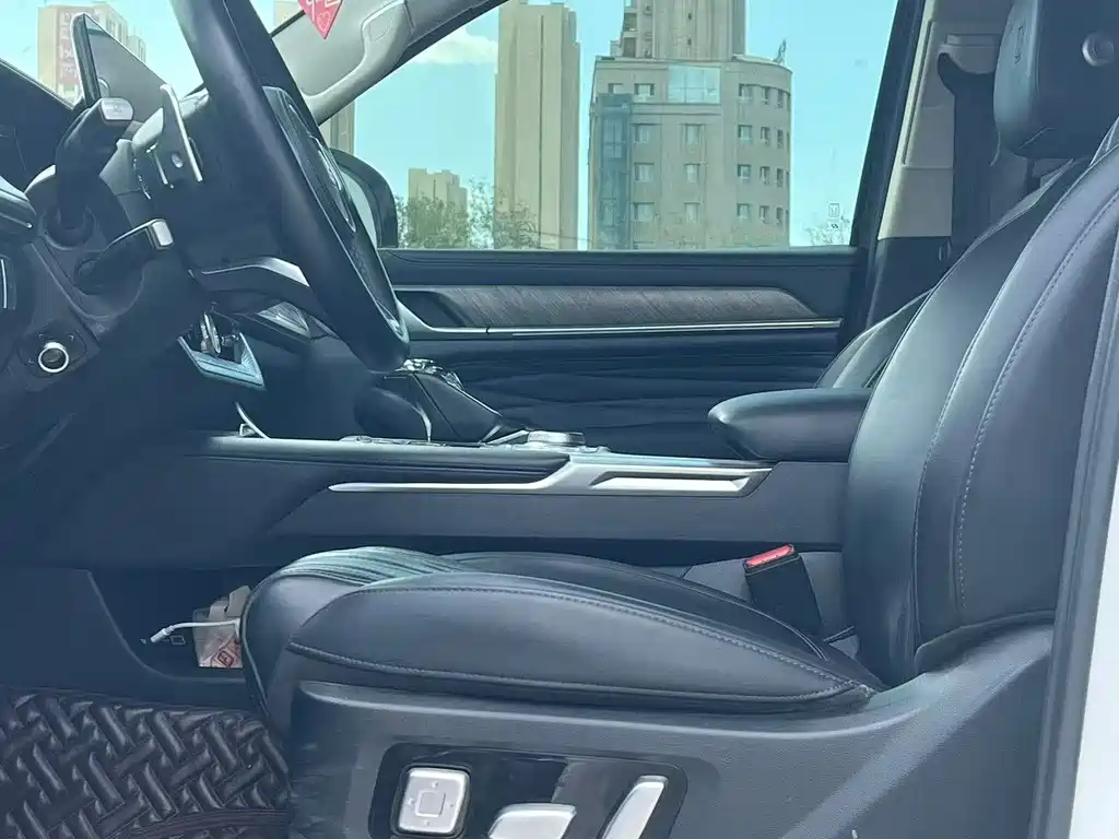 Tank 500 3.0 T Sport Realm 7-seat