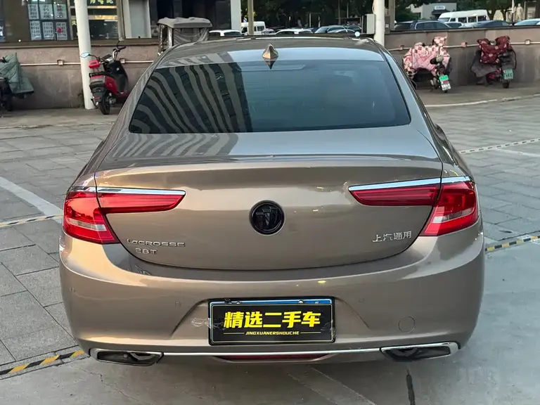 Buick LaCrosse 28 T Elite