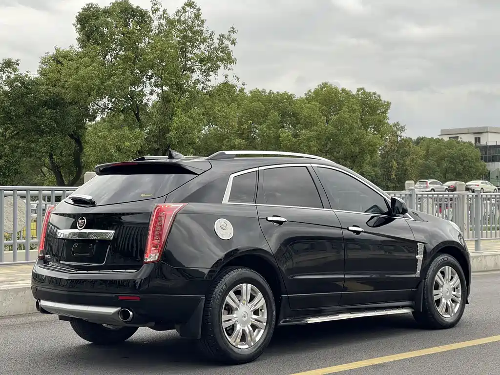 Cadillac SRX 3.0 L Luxury