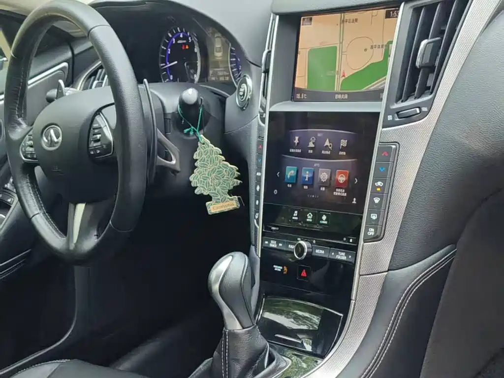 Infiniti Q50 L 2.0 T Joy
